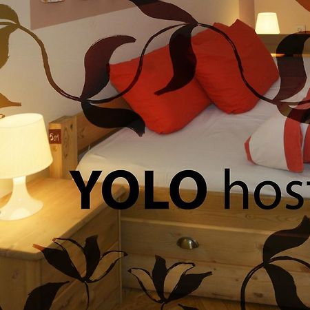 Yolo Hostel Budapest Bagian luar foto