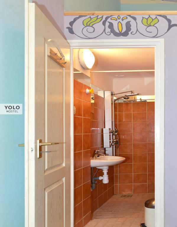 Yolo Hostel Budapest Ruang foto