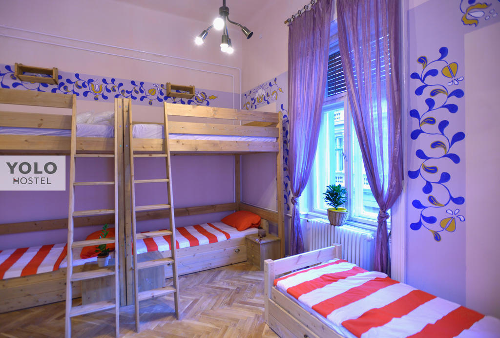 Yolo Hostel Budapest Ruang foto
