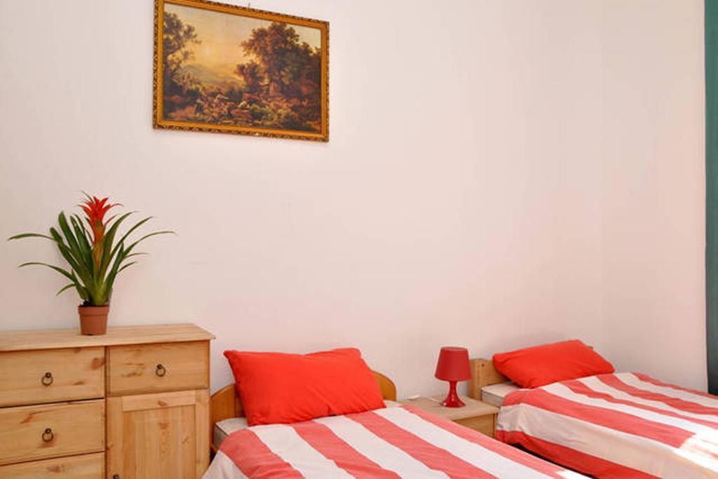Yolo Hostel Budapest Ruang foto