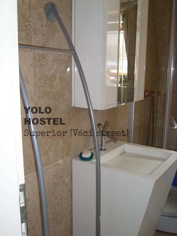 Yolo Hostel Budapest Bagian luar foto