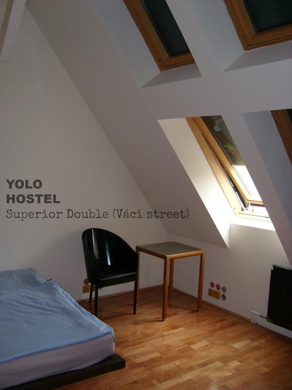 Yolo Hostel Budapest Bagian luar foto
